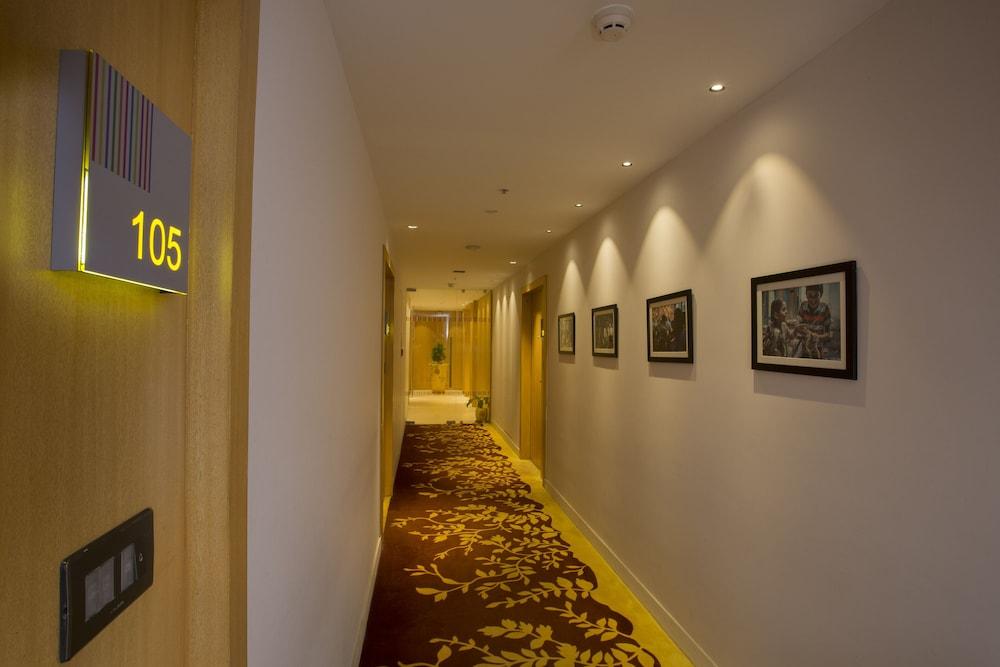 ฟาวเท่น ทรี บาย ทีจีไอ Hotel บังกาลอร์ ภายนอก รูปภาพ
