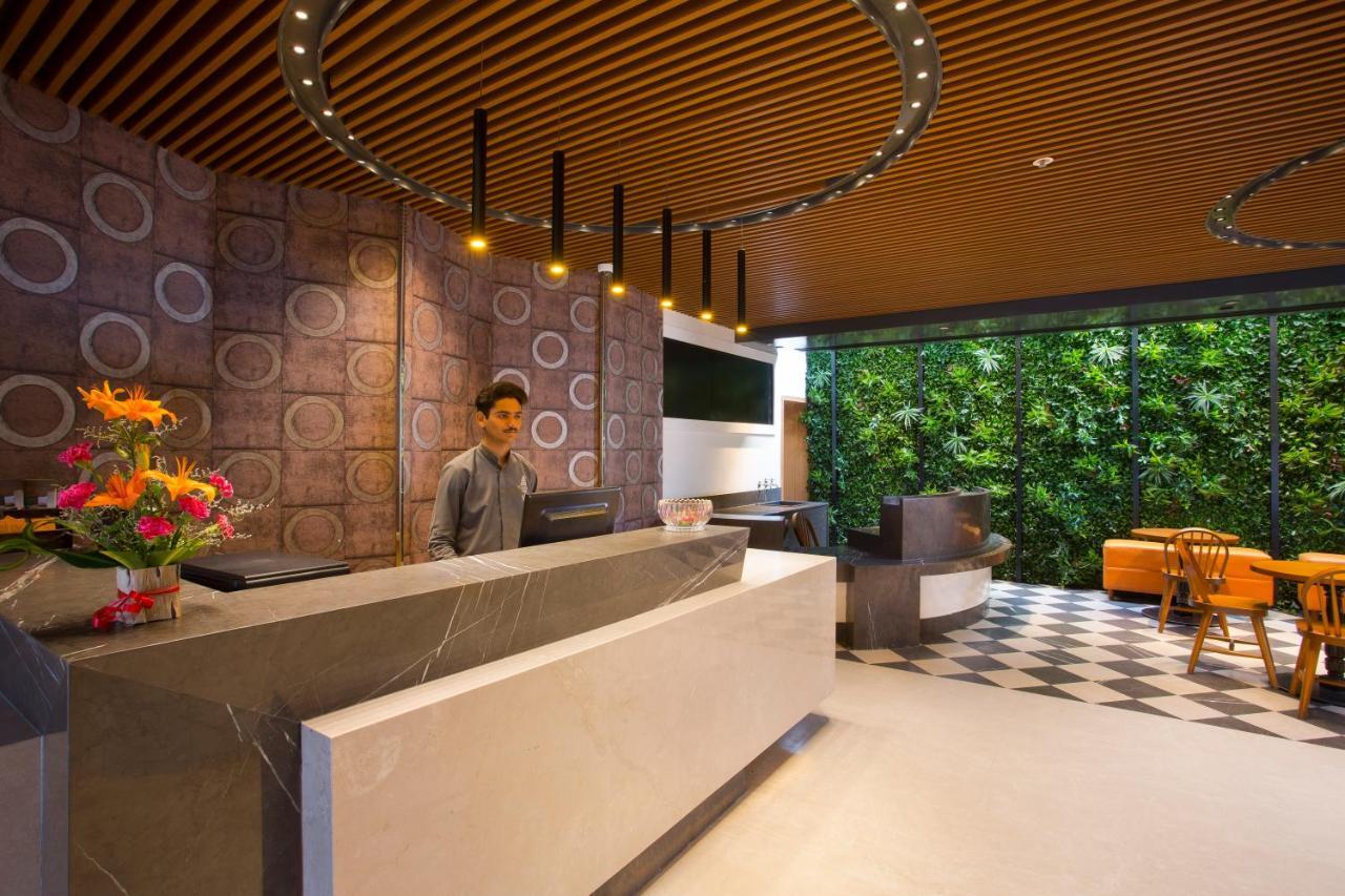 ฟาวเท่น ทรี บาย ทีจีไอ Hotel บังกาลอร์ ภายนอก รูปภาพ